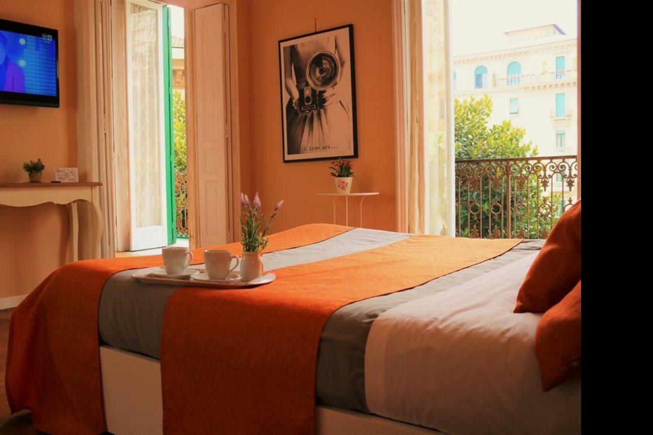 Amedeo Square Bed & Breakfast Naples Exterior photo