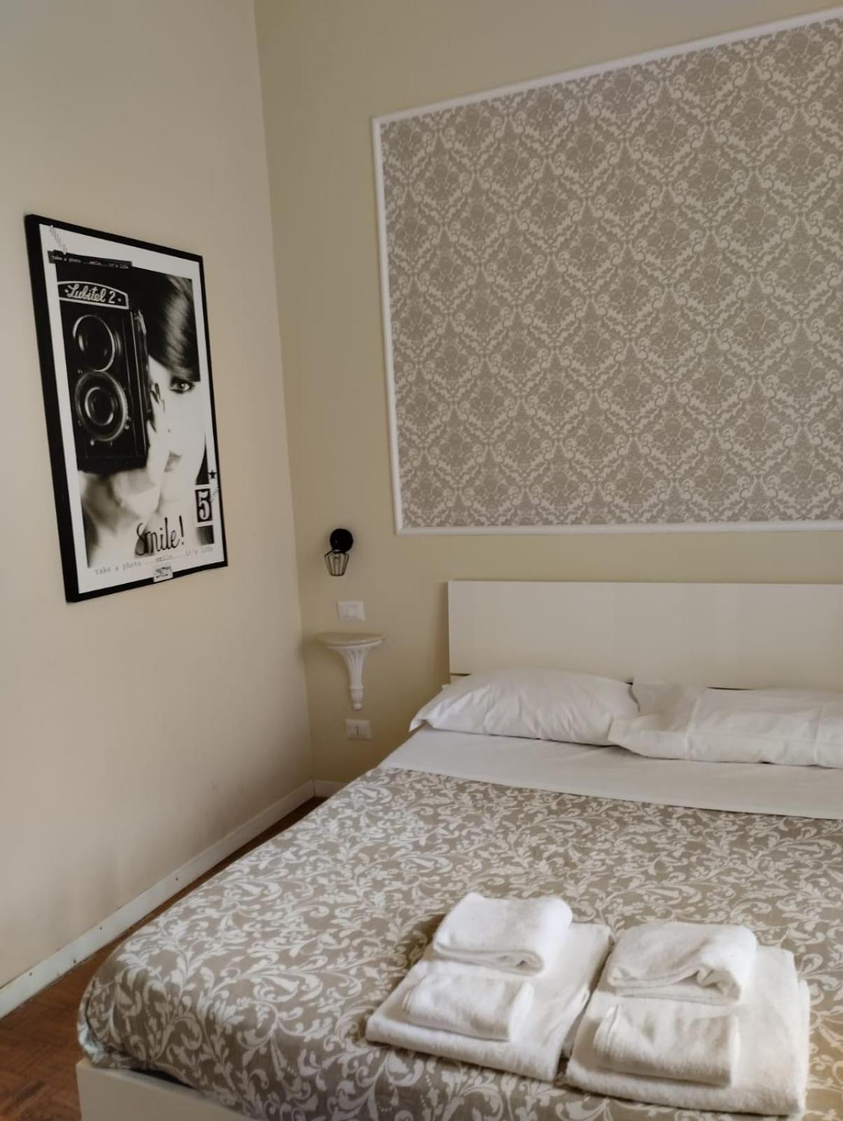 Amedeo Square Bed & Breakfast Naples Exterior photo